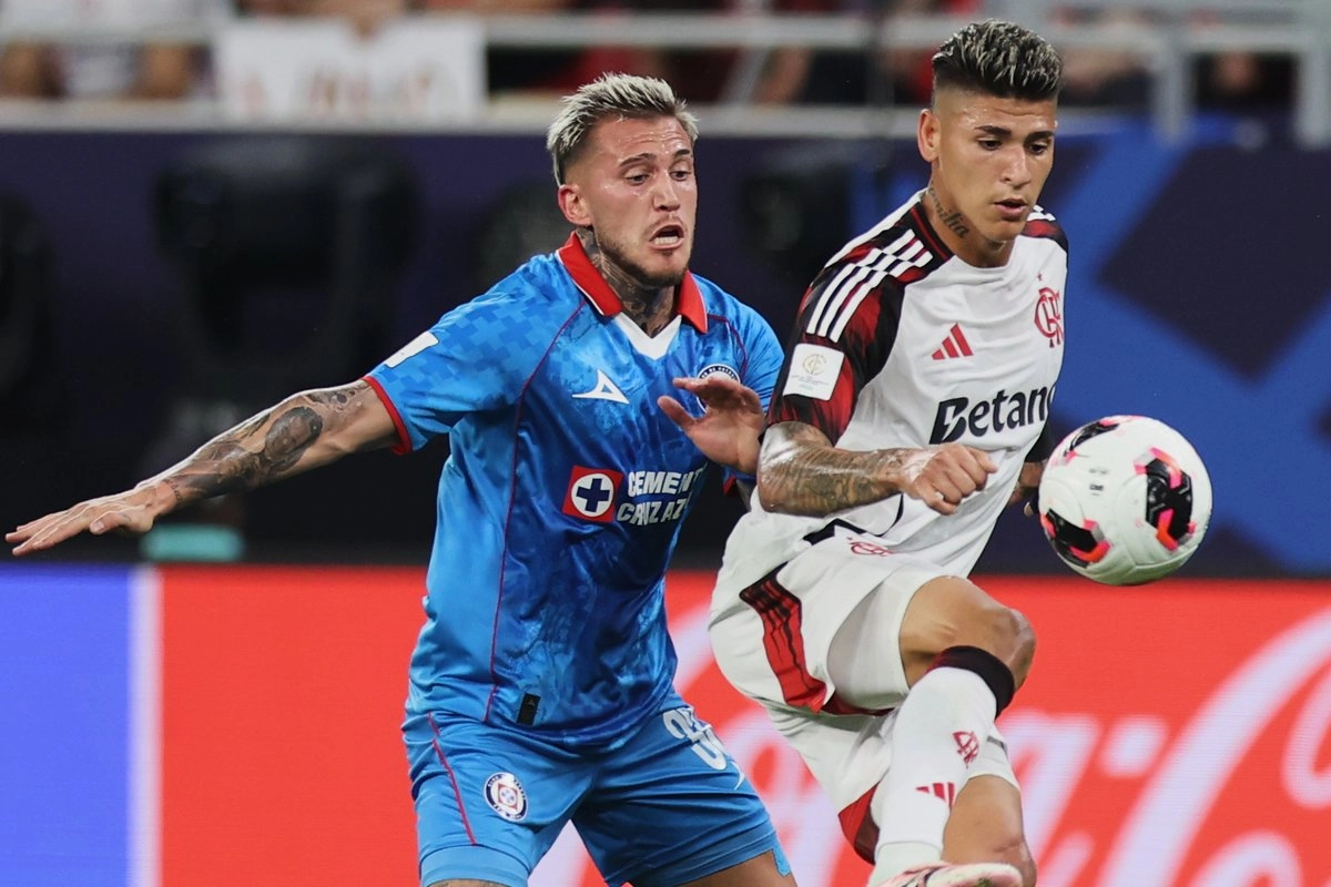 con-yerros-de-piovi-cruz-azul-cae-21-ante-flamengo-en-el-derbi-de-las-americas_dbca41cf-b616-4472-875b-ccf1b9eeb708_medialjnimgndimage=fullsize